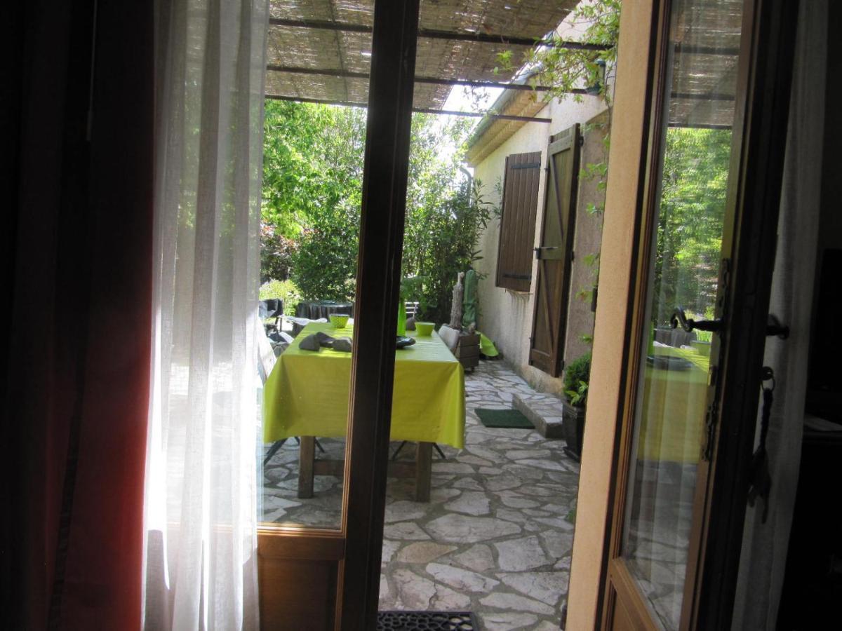 Apiflore Garéoult Exterior foto